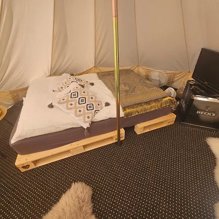 Glampingzelt Mit Eigenem Garten Апартаменты *