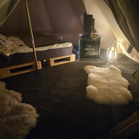 Апартаменты Glampingzelt Mit Eigenem Garten Kolonie Zern