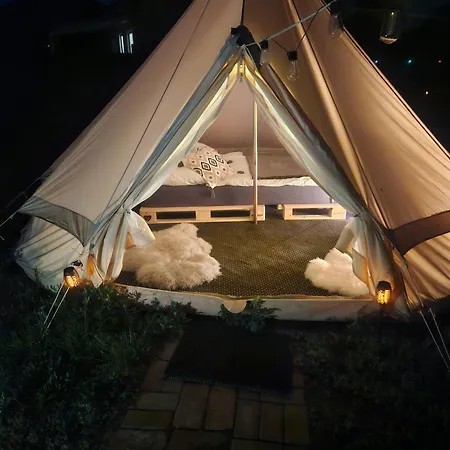 Glampingzelt Mit Eigenem Garten Kolonie Zern